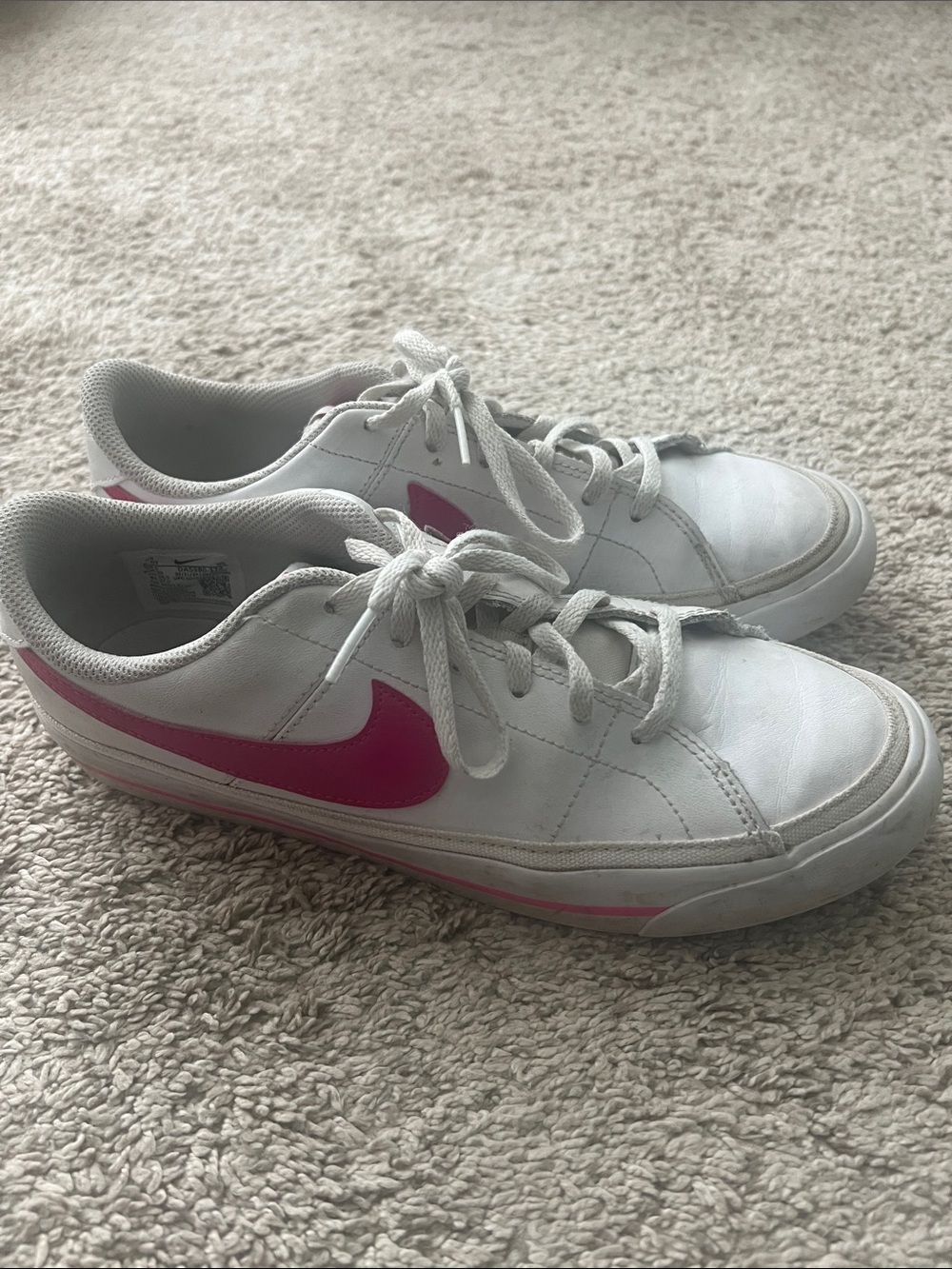 Nike White Low-Top Sneakers with Hot Pink Swoosh